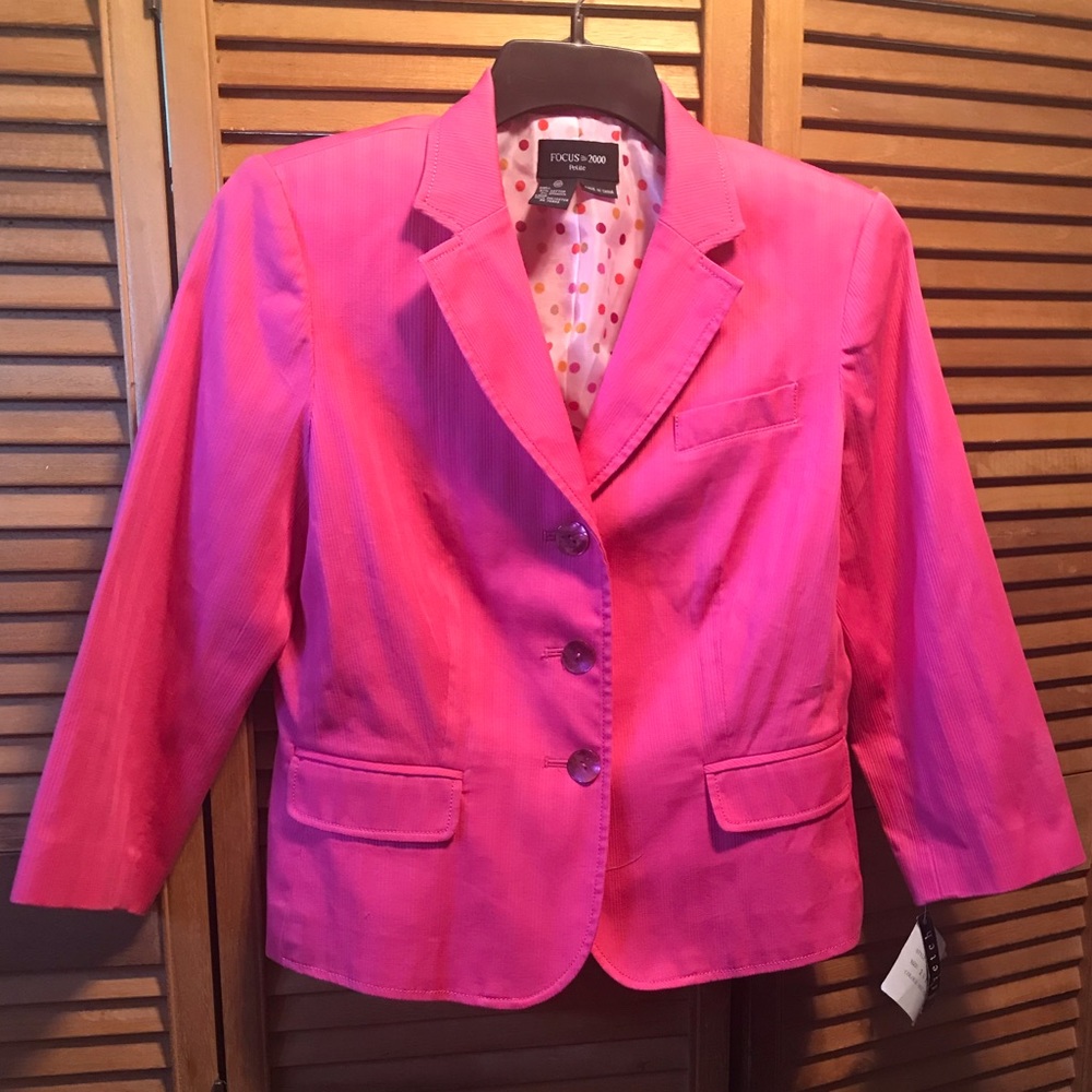 Focus 2000 Pink Blazer